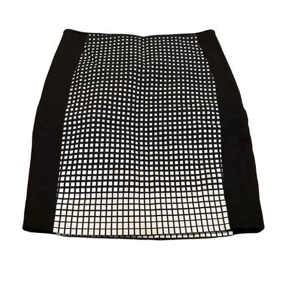 White House Black Market Black & White Grid Pencil Skirt Size 6 - Picture 2 of 7